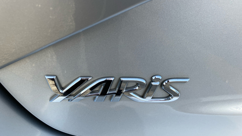 Toyota Yaris 1.5 VVT-i Y20 5dr CVT [Bi-tone] Petrol Hatchback